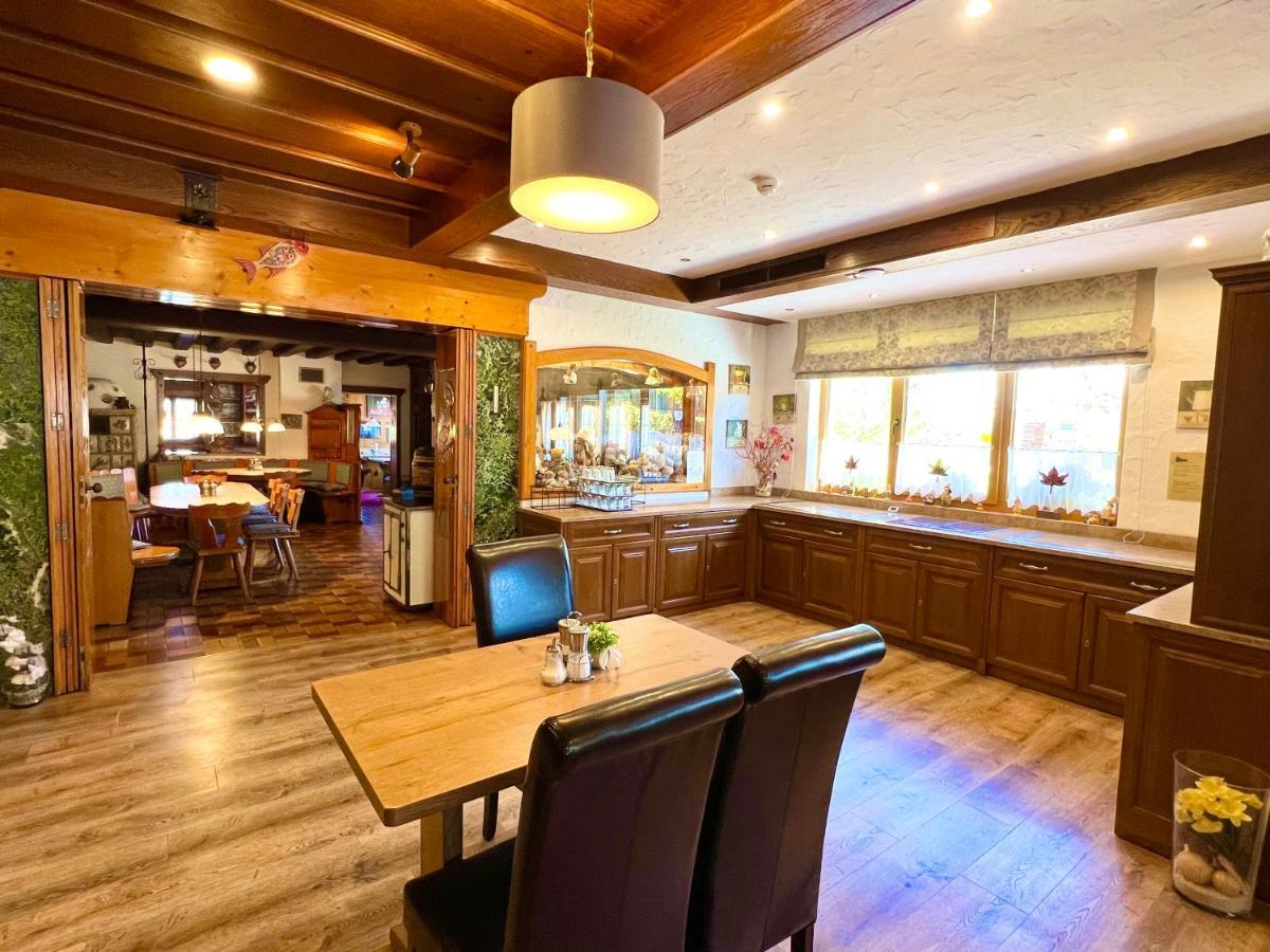 Hotel Baerenstueberl Шёнау-ам-Кёнигсзе Экстерьер фото
